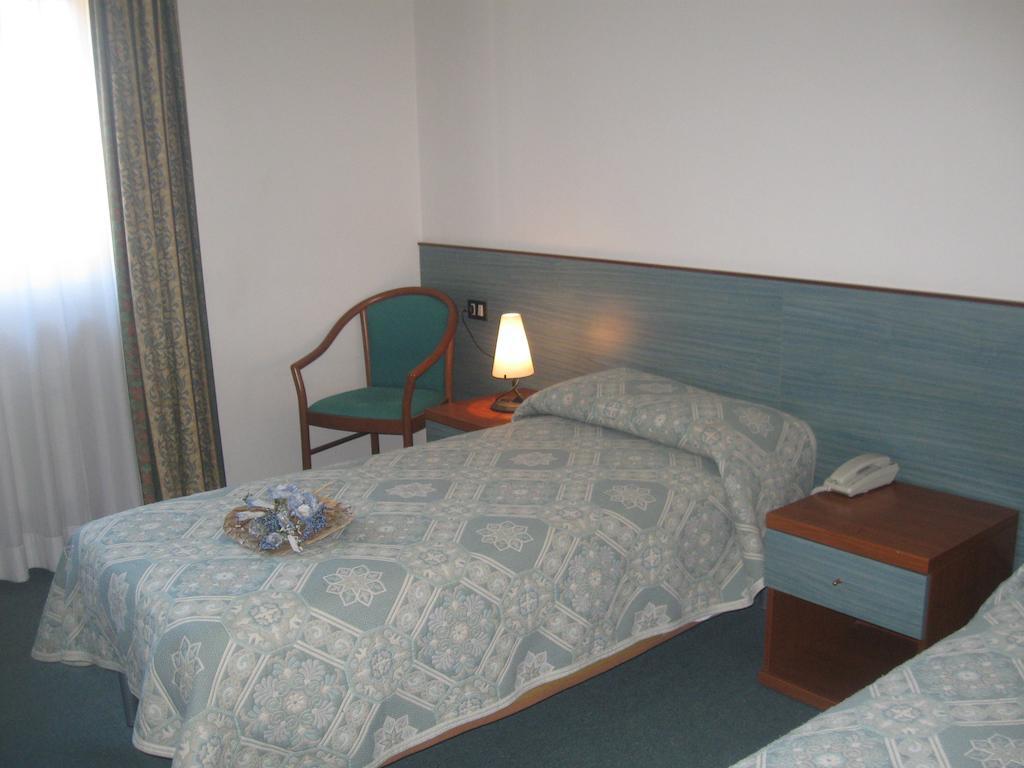 Albergo Del Turista Vernasca Zimmer foto
